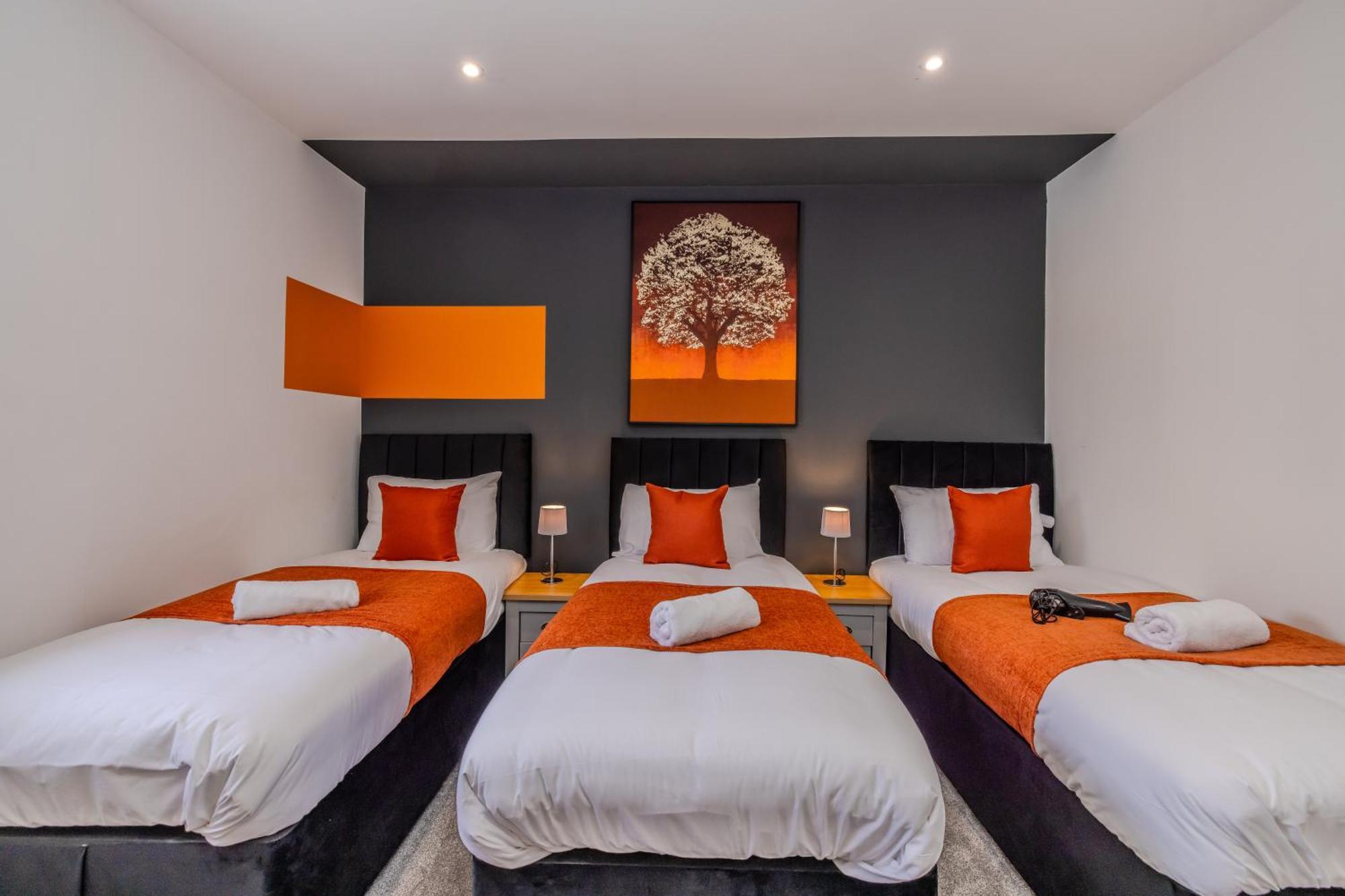 Apartment Amazing 3 Bedroom Flat I Next To & Shopping Center Brighton